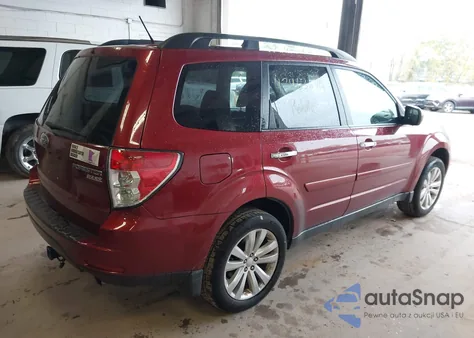 2011 Subaru Forester 2.5X Limited z USA, uszkodzony, nr VIN JF2SHAEC2BH738947